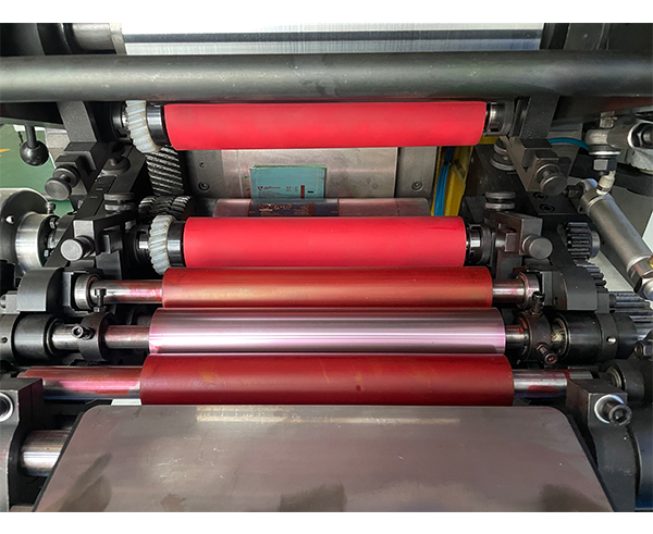 YSD02 铝软管五色印刷机